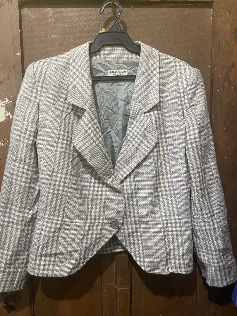 GIORGIO ARMANI (Category: Activewear) located in Manila. Submitted by mxzee (Listing ID 1466177831, Image 1). Description: .