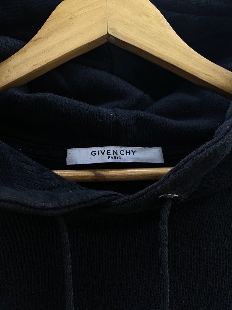 Givenchy Hoodie (Category: Hoodies) located in Cagwait. Submitted by roundsociety_ph (Listing ID 1466185264, Image 3). Description: .