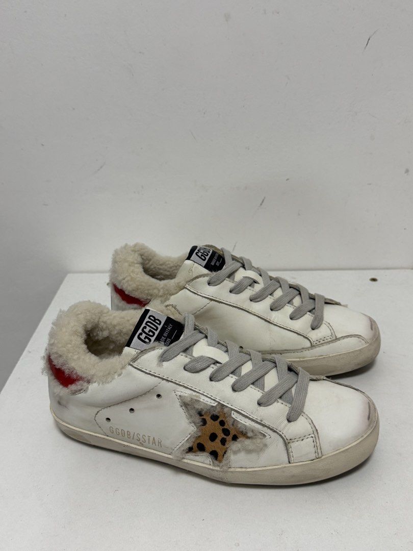 Golden goose white shearling leopard star (Category: Sneakers) located in Manila. Submitted by az0217 (Listing ID 1466268292, Image 1). Description: 35EU / 23CM No issue No cod Lalamove or j&t only.