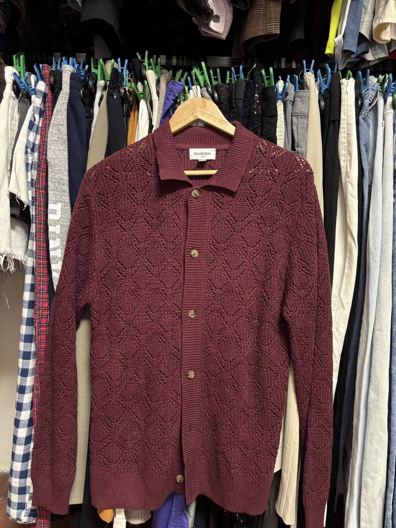 goodiellow knitted longsleeve (Category: Longsleeves) located in Pila. Submitted by isabelasthriftclothes (Listing ID 1466305280, Image 1). Description: .