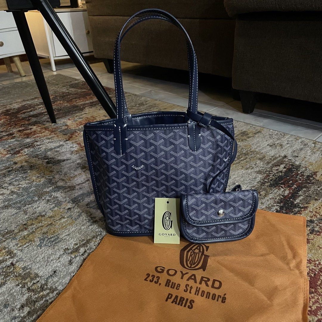 Goyard Mini Anjou Navy Blue (Category: Tote Bags) located in Bulacan. Submitted by gab.closet (Listing ID 1466201381, Image 1). Description: 🔖 Goyard Mini Anjou - color navy blue - comes with the small pouch, the tag and dust bag - no issues or hidden flaws 💯 - AUTHENTIC❗️bought from singapore .