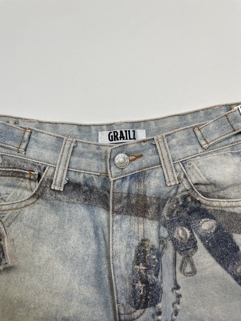 GRAILZ KEY CHAIN ILLUSION DENIM PANTS (Category: Jeans) located in Baguio. Submitted by azoan (Listing ID 1466180004, Image 3). Description: .