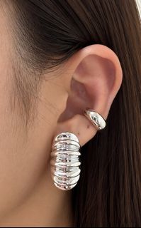 (Category: ) located in . Submitted by scarwee (Listing ID 1466160290, Image 1). Description: .
