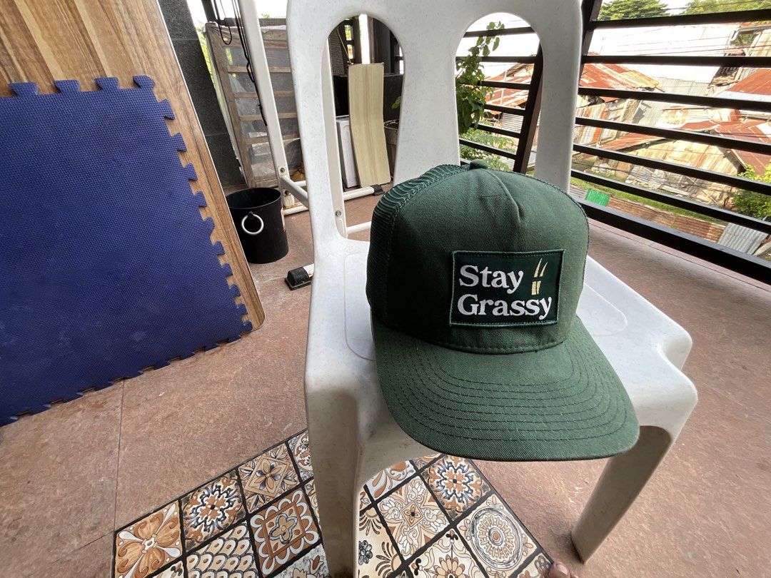 Green Army 1941 Embroidered Cadet Cap (Category: Caps & Hats) located in Davao. Submitted by wildfish.3386b7 (Listing ID 1466273341, Image 3). Description: - Color: Deep olive green shade - Design: Classic military-style flat top with curved brim - Embroidery: '1941' and star detail across the front - Fit: Adjustable strap at the back for sizing - Style: Great for daily wear, outdoor trips, or street style outfits.