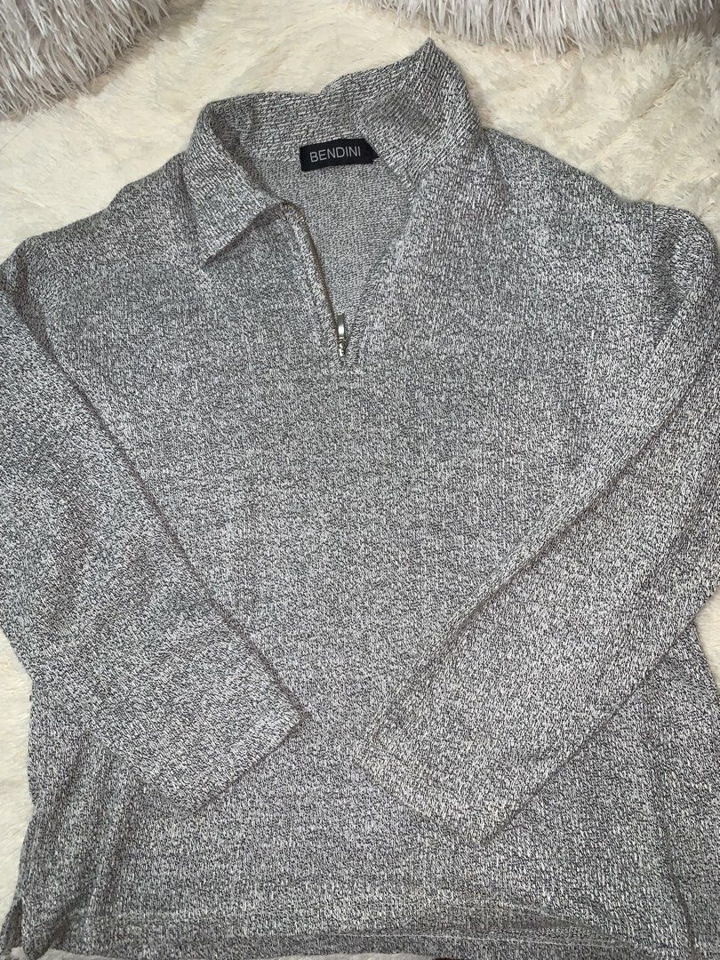 Grey Zipper Sweater (Category: Coats, Jackets and Outerwear) located in Manila. Submitted by lili_doll (Listing ID 1466239774, Image 1). Description: - lightly-used - size: xs-m.