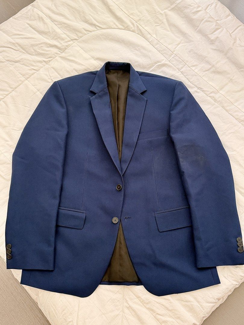 Groom’s Suit Navy Blue Set (Category: Coats, Jackets and Outerwear) located in Quezon City. Submitted by albertomuriel0529 (Listing ID 1466207907, Image 2). Description: .