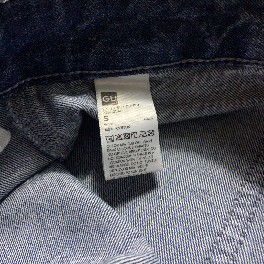 GU Barrel Cargo Pants (Category: Jeans) located in Puerto Princesa. Submitted by jdthrifts (Listing ID 1466308019, Image 3). Description: Dimes: Waist: 28 Length: 40 Hem: 9 No issue Excellent condition 550 only PM!.