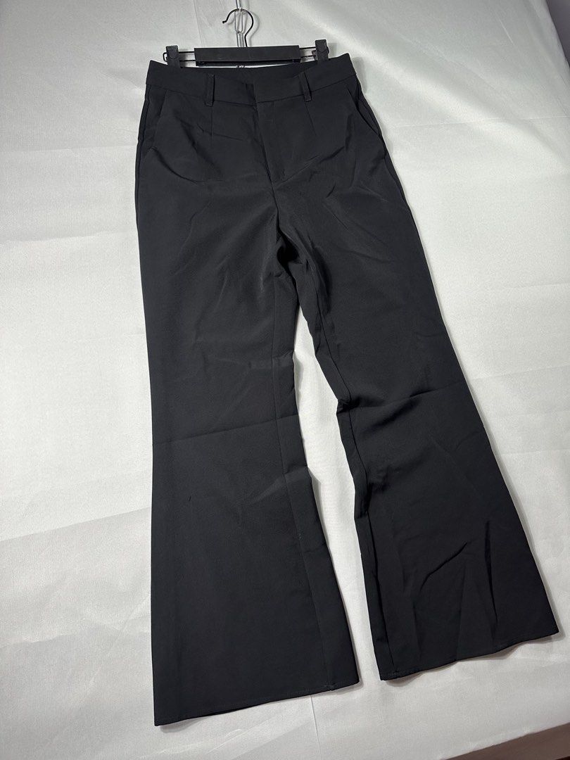 GU Black Flared Slacks (Category: Other Bottoms) located in Cabanglasan. Submitted by thefashiongarage.co (Listing ID 1466223614, Image 2). Description: Title - GU Model/Name - Flared Pants Size on Tag - Large Conditiion - Excellent as new Dimension (WxLxH) - Waist (28-29) 39.5x11 Inches Category- Formal/Casual/ Uniform Fitting - Flared/ Boot Cut Made in - Indonesia Material - 90% Polyester/10% Spandex Color - Black Design - Flared Year - Inclusi