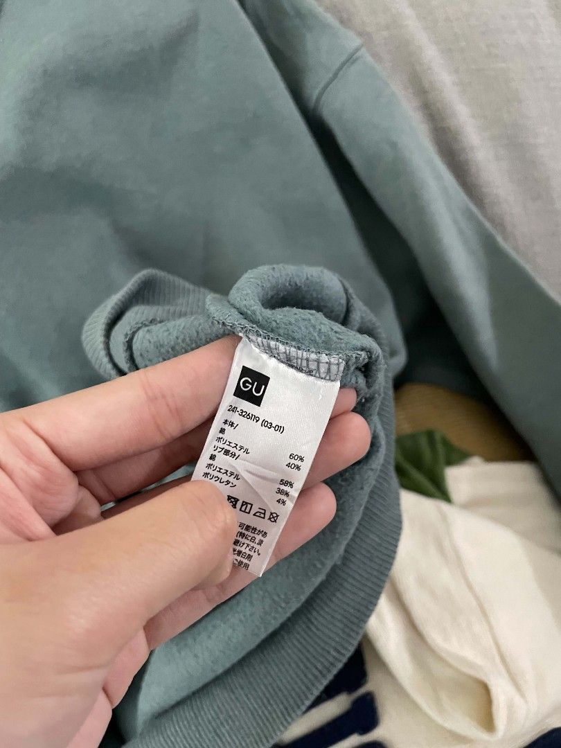 GU Blue Green Sweater (Category: Coats, Jackets and Outerwear) located in Quezon City. Submitted by mariaplusmoshi (Listing ID 1466164050, Image 2). Description: deets alr posted 📍Ever, Commonwealth, Q.C MOP: Gcash Lalamove/J&T.