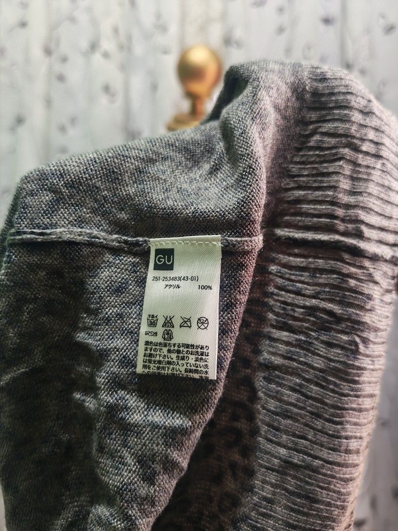 GU Leopard Print Cardigan Grey Black Button Up (Category: Coats, Jackets and Outerwear) located in Caloocan City. Submitted by _misskaye (Listing ID 1466160110, Image 3). Description: GU cardigan in a grey and black leopard print. Crew neckline with front button closure. Long sleeves, ribbed knit hem and cuffs. 100% acrylic material. Lightweight knit layer for everyday wear..