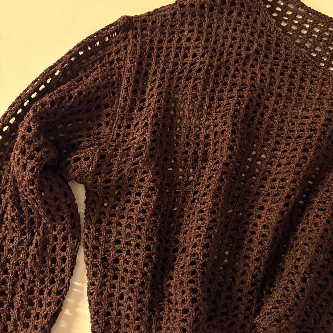 GU purple brown net high quality longsleeves (Category: Longsleeves) located in Quezon City. Submitted by kaelian_couture (Listing ID 1466194739, Image 2). Description: .