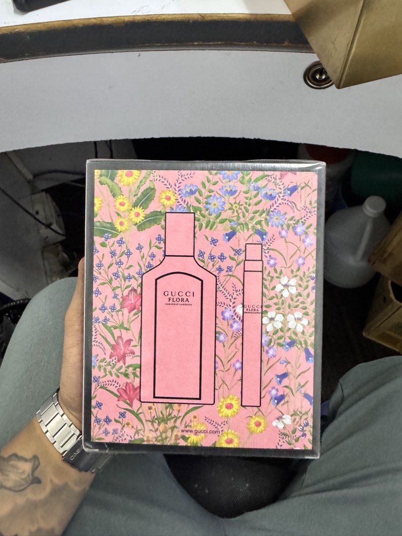 GUCCI FLORA GIFT SET (Category: Fragrance & Deodorants) located in Manila. Submitted by catumishima (Listing ID 1466237705, Image 3). Description: selling my authentic gucci flora gift set.