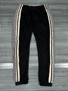 (Category: ) located in . Submitted by undergroundthrift03 (Listing ID 1466319419, Image 1). Description: .