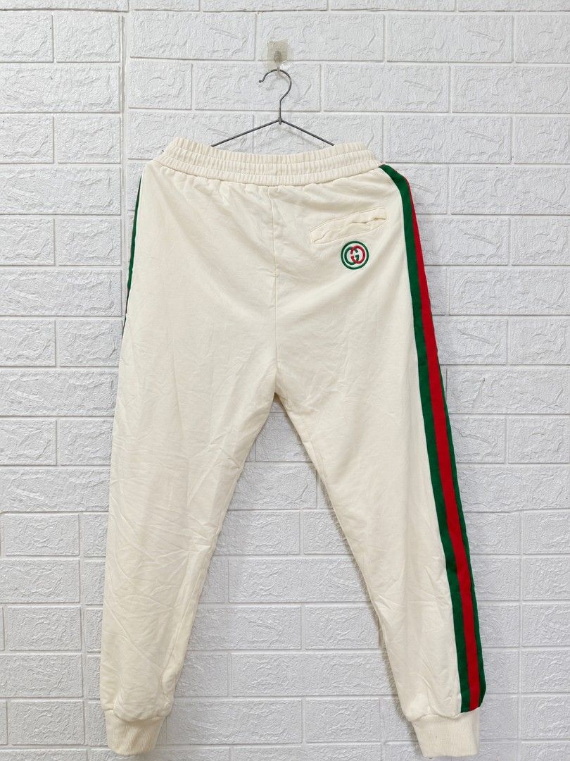 Gucci Jogger (Category: Activewear) located in Quezon City. Submitted by coolture_thriftph (Listing ID 1466302648, Image 3). Description: Gucci Jogger - 10/10 Color rate Good condition -Dimes 28-33width/36 Lenght / 10 legs / openig legs 5 Ship via Jnt open vc for your safety transaction .