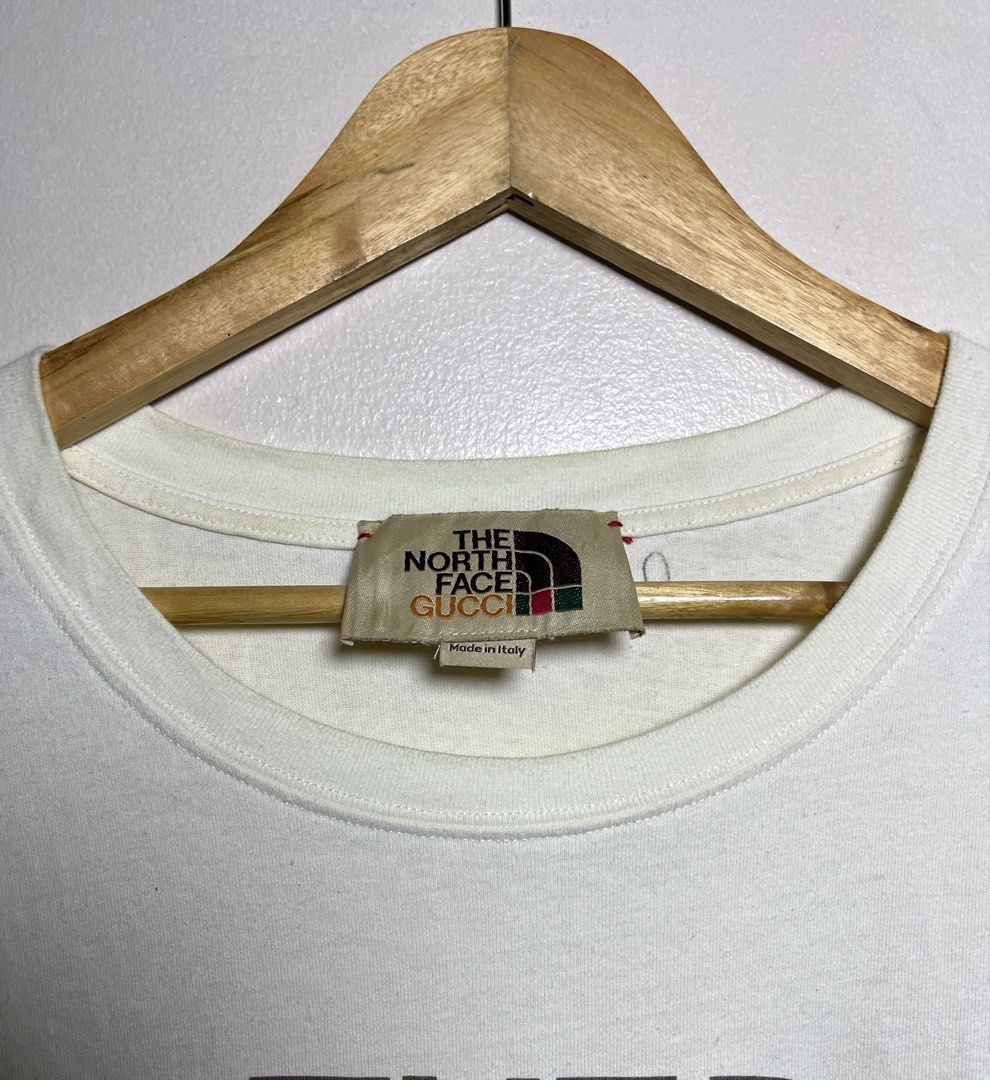 GUCCI X THE NORTH FACE TEE (Category: Tshirts & Polo Shirts ) located in Marikina City. Submitted by chasecollectives (Listing ID 1466306243, Image 3). Description: BRAND : GUCCI X THE NORTH FACE TEE (CROP OVERSIZE STYLE NG SHIRT ) SIZE : LARGE WIDTH - 24 LENGTH - 26 NEED WASH *na stock sa stockroom*.