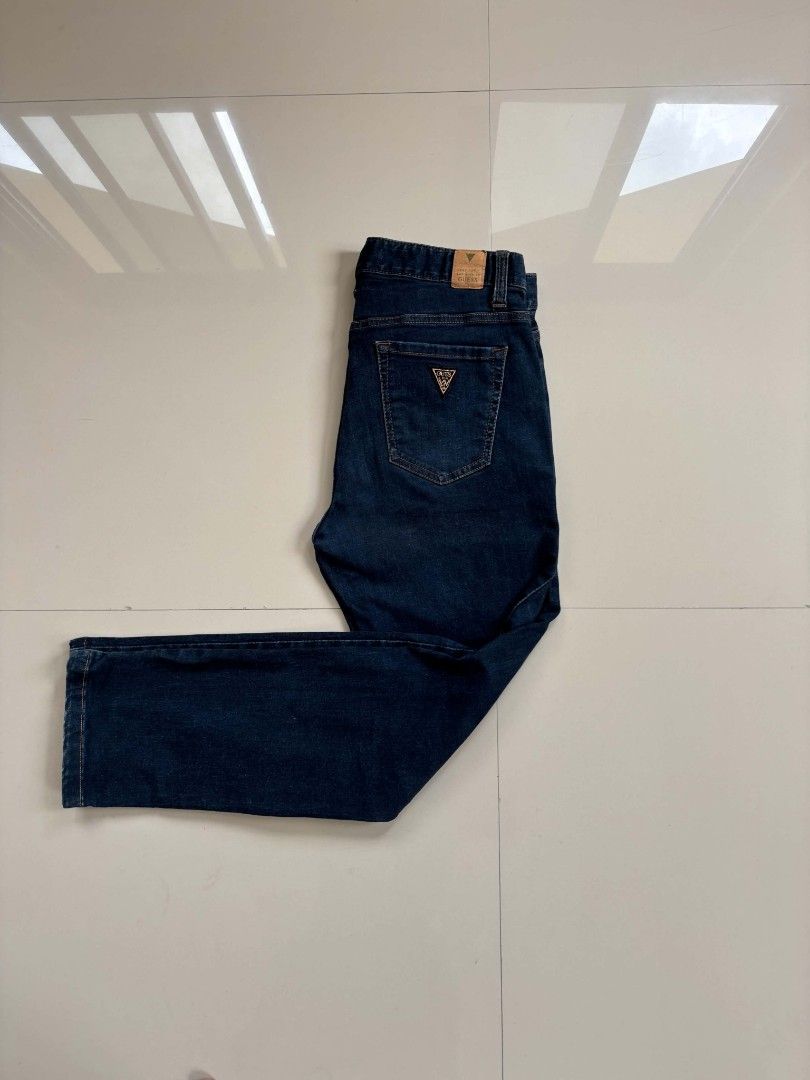 Guess (Category: Announcements) located in Sultan Kudarat. Submitted by hadjitaha (Listing ID 1466217433, Image 3). Description: GUESS size:30-32 excellent no issue.