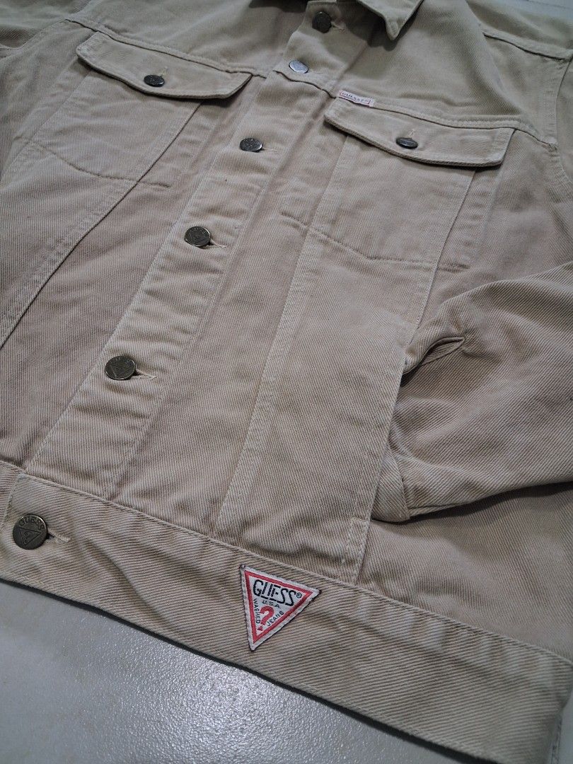 Guess denim jaket (Category: Announcements) located in Manila. Submitted by carlitoboh66625 (Listing ID 1466178754, Image 2). Description: guess denim jacket excellent condition all details declare 25x25 price 1000.