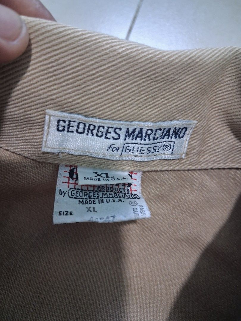 Guess denim jaket (Category: Announcements) located in Manila. Submitted by carlitoboh66625 (Listing ID 1466178754, Image 3). Description: guess denim jacket excellent condition all details declare 25x25 price 1000.