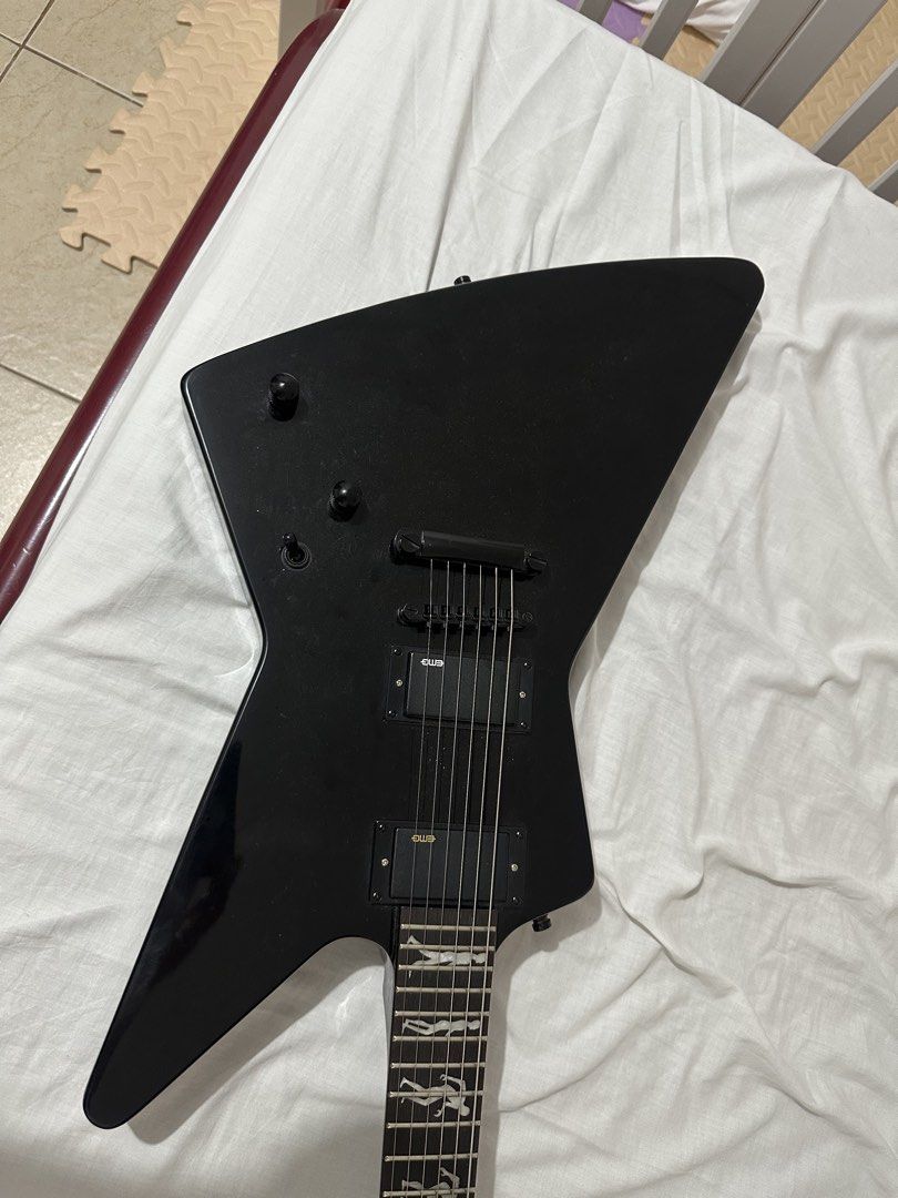 Guitar and Amp (Category: Musical Instruments) located in Cebu City. Submitted by kronlester95 (Listing ID 1466162277, Image 2). Description: 🎸 GUITARS & AMP FOR SALE – CEBU CITY All items are home-used only, well-maintained, and in good condition. Selling due to decluttering/upgrading. 🔥 ESP Man to Wolf Explorer – Black • Setup-ready with low action • Playability: 10/10 • Some minor hairline scratches from normal use • Black finish • Excellent