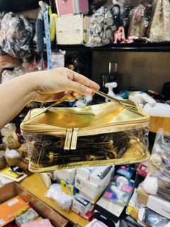 (Category: ) located in . Submitted by starbalesukandjapansurplus (Listing ID 1466187027, Image 1). Description: .