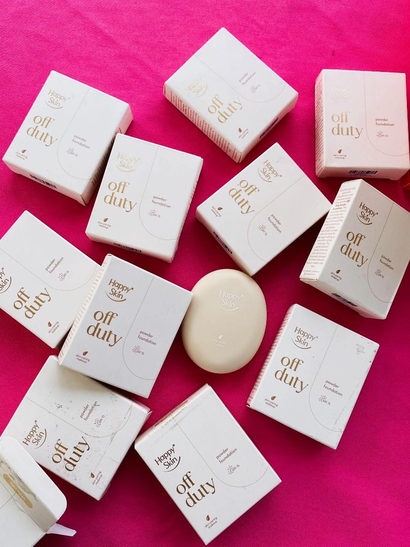 Happy Skin Mini Powder Foundation (Category: Makeup) located in Muntinlupa City. Submitted by chevyxcs (Listing ID 1466311619, Image 1). Description: Happy Skin Mini Powder Foundation P299ea / 699SRP • light beige • nude beige • skin.
