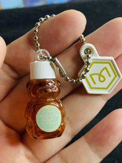 (Category: ) located in . Submitted by kawaii_omocha_est2020 (Listing ID 1466314613, Image 1). Description: .