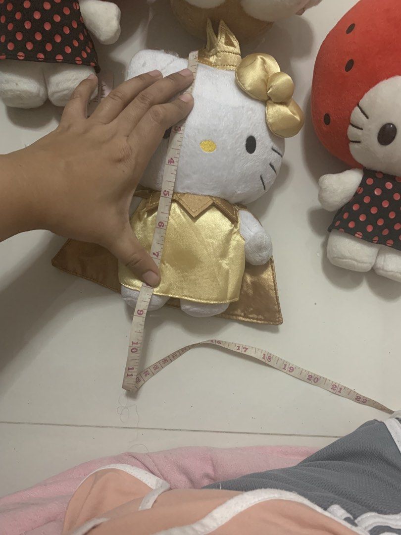 Hello Kitty Collections 4pcs (Category: Vintage Collectibles) located in Caloocan City. Submitted by appleblossoms07 (Listing ID 1466240889, Image 3). Description: Take all 4 pcs Needs washing (washable dust) See flaws on pic Apps St pouch 1.