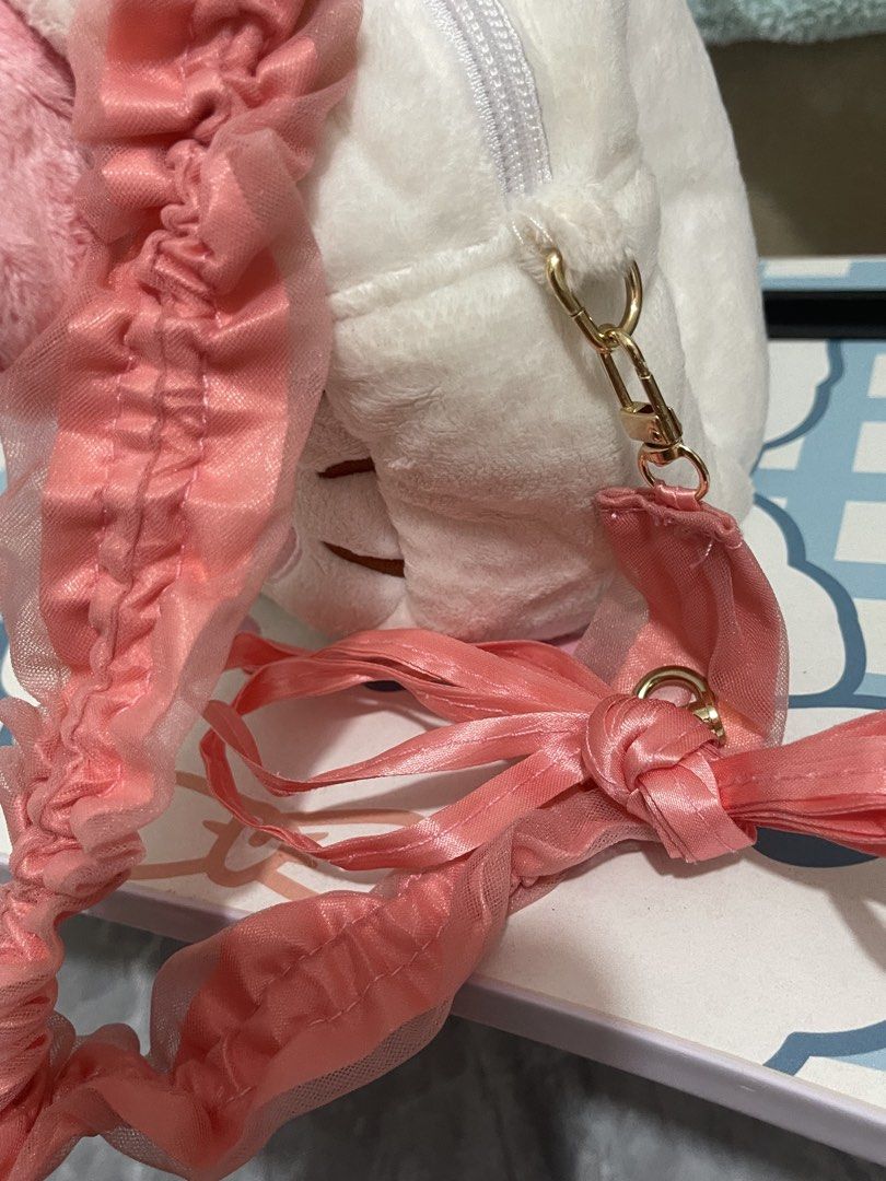 Hello kitty sanrio Japan Sling Bag (Category: Shoulder Bags) located in Cabiao. Submitted by imeon13 (Listing ID 1466316462, Image 2). Description: .