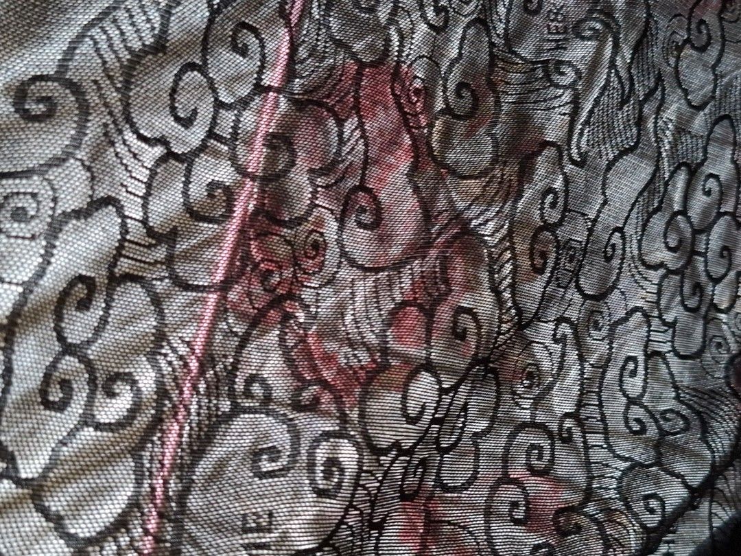 Canai HE&ME Spectrum Shawl (Category: Other Accessories) located in Pasig City. Submitted by keekeedee (Listing ID 1466216554, Image 1). Description: 🔹️Uses titanium germanium fiber, silk protein, milk essence fiber softening technology, and nano-silver processing. 🔹️Releases spectrum energy and negative ions to increase body surface temperature, improve microcirculation, regulate biological currents, relieve muscle soreness, and help with cond