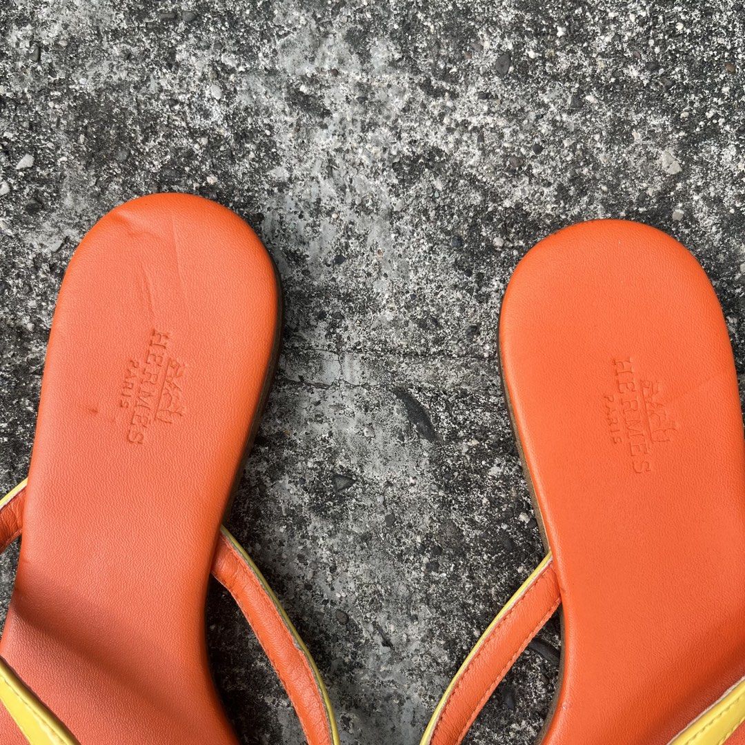 Hermes Corfou Sandals “Orange” (Category: Sneakers & Footwear) located in Iloilo. Submitted by singkomils.ilo5000 (Listing ID 1466309689, Image 3). Description: Hermes Corfou Sandals Size 36 Excellent condition Minor sign of usage Iloilo City.