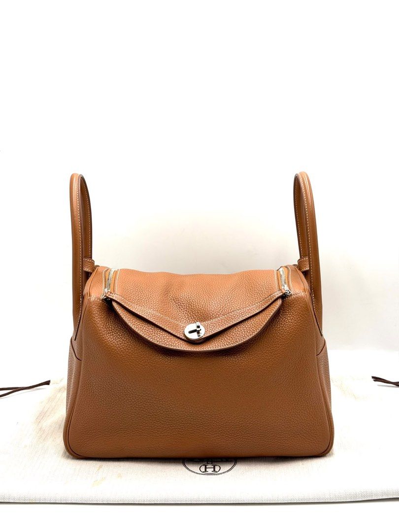 Hermes Lindy 34 Gold Stamp P Square (Category: Luxury Bags & Wallets) located in Taguig. Submitted by gcarlet1996 (Listing ID 1466334686, Image 1). Description: .