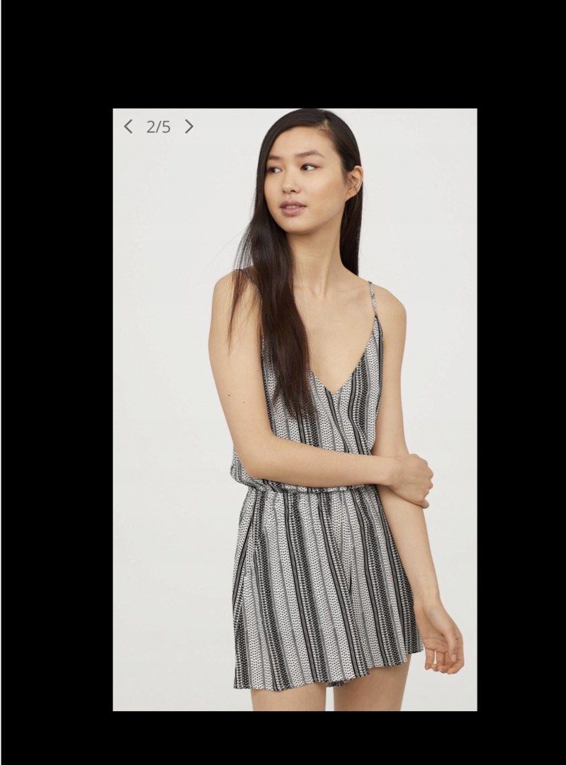 H&M Divided Black and White Patterned Romper Size 10 (Category: Rompers) located in Paranaque City. Submitted by PrelovedClosetetc (Listing ID 1466335142, Image 1). Description: Fits S-M.