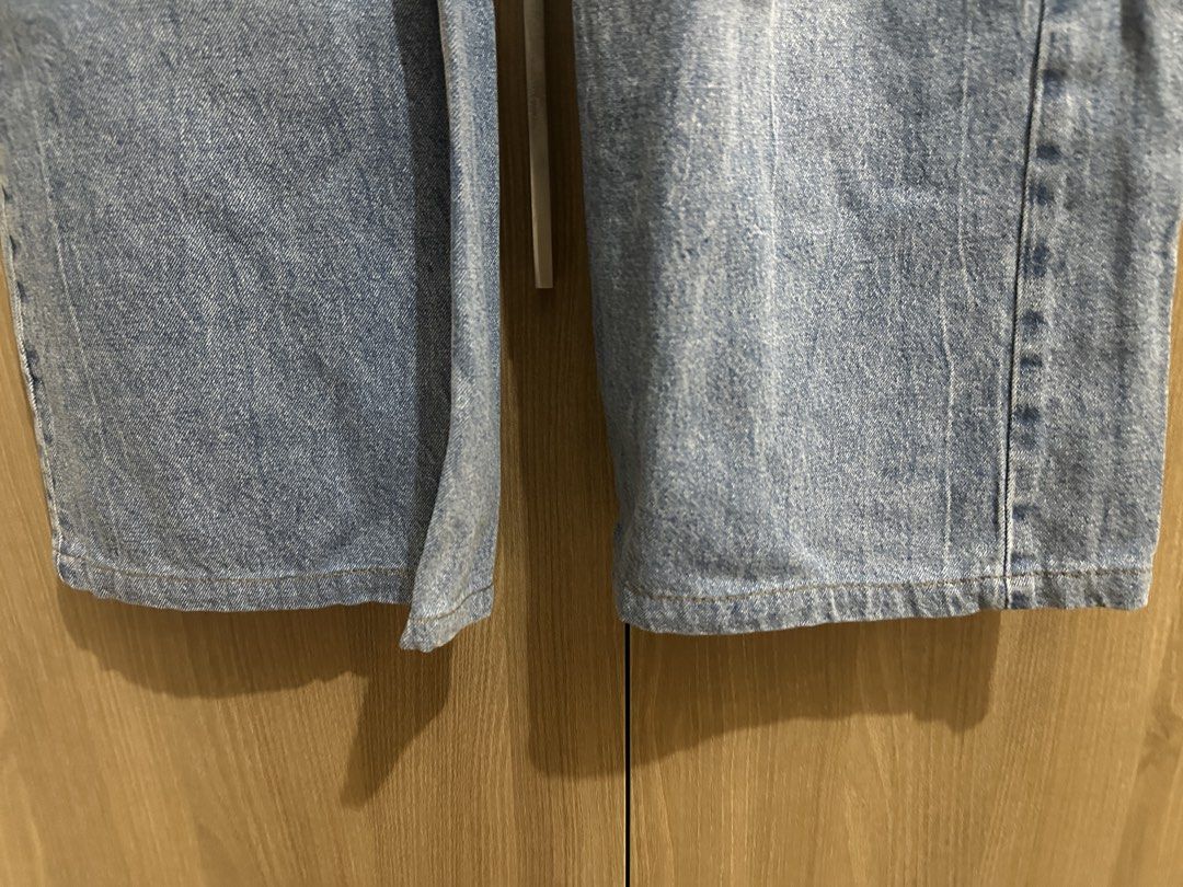 H&M Divided Light Blue Denim Jeans Size US 4 (Category: Jeans) located in Quezon City. Submitted by sofieegee (Listing ID 1466298701, Image 3). Description: - Brand: H&M Divided - Style: Light blue denim jeans / pants - Size: US 4 / EUR 36 / CN 160/68A - Color: Classic light wash blue - Condition: Good, well-maintained - altered the length cuz it was too long my height is 156cm.
