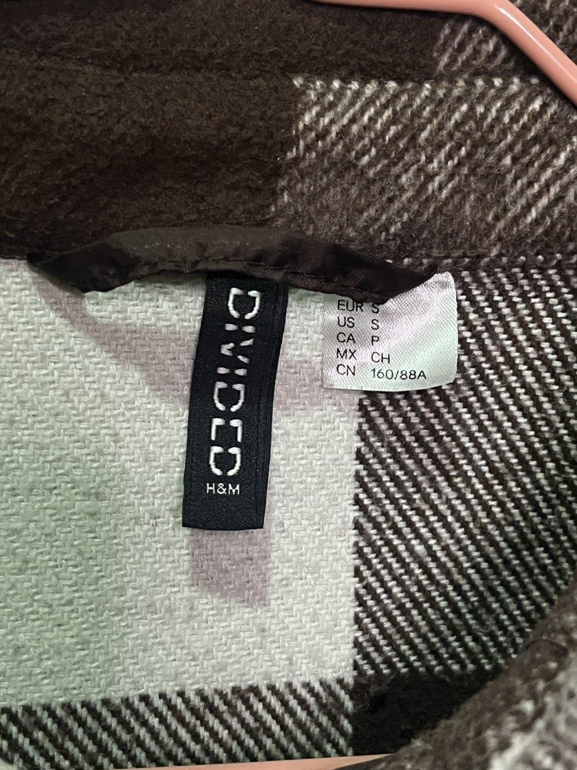 H&M Plaid Jacket (Category: Coats, Jackets and Outerwear) located in Baguio. Submitted by mitamokiku (Listing ID 1466299661, Image 2). Description: .