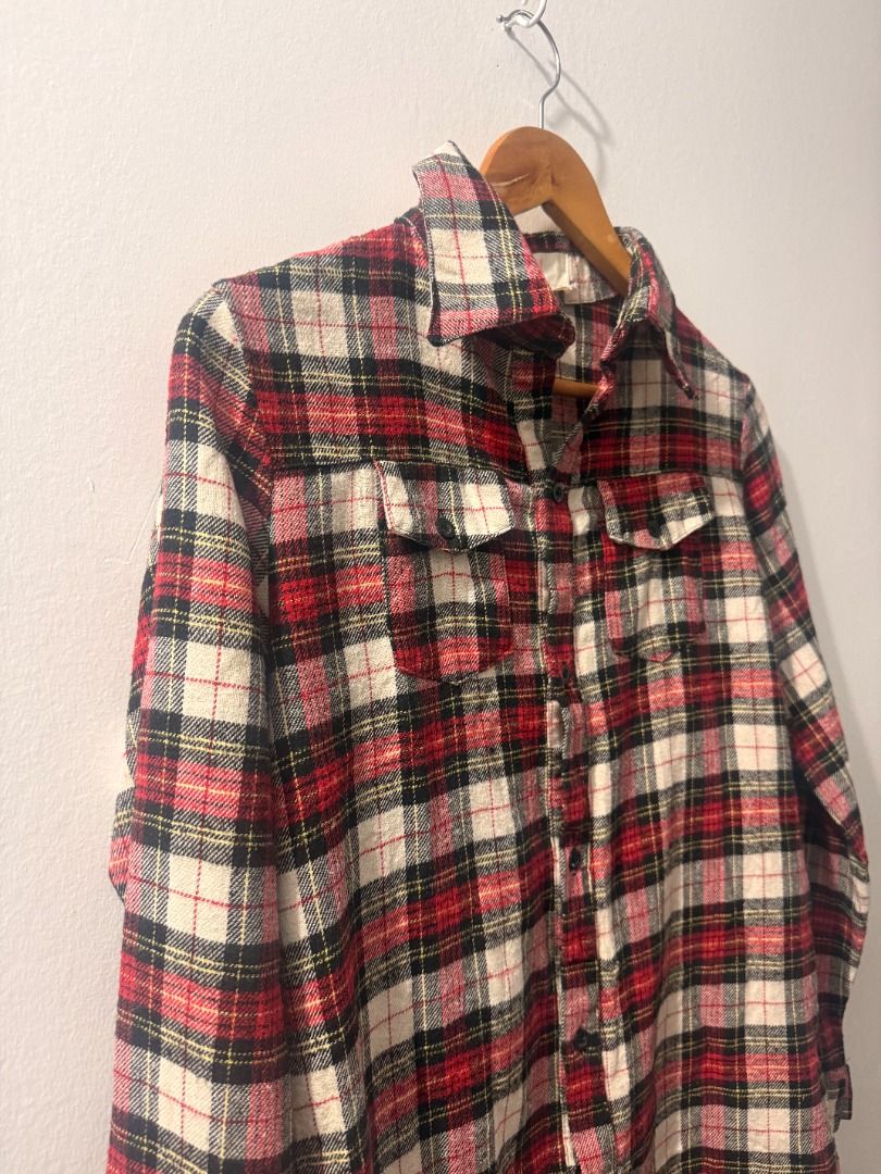 H&M x CDG Plaid Shirt (Category: Coats, Jackets and Outerwear) located in Binan City. Submitted by thenocturneones (Listing ID 1466295795, Image 2). Description: .