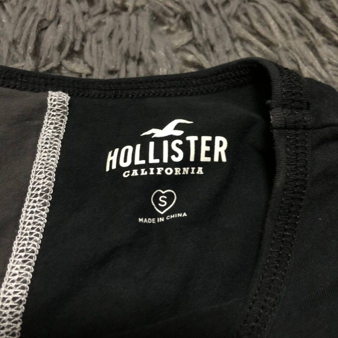 Hollister Shirt (Category: Activewear) located in Camiling. Submitted by thriftscape2024 (Listing ID 1466302475, Image 2). Description: Excellent Condition Color rate: 9/10 Issue: minimal fades Dimes: W14xL17.