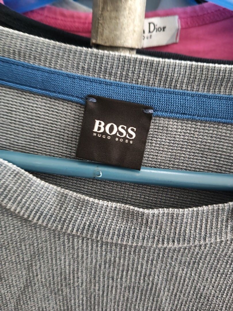 Hugo boss waffle T-Shirt (Category: Tshirts & Polo Shirts ) located in Cabadbaran. Submitted by jem1124 (Listing ID 1466183754, Image 2). Description: 23.5x30.5 excellent condition color:ash gray no issue need wash.