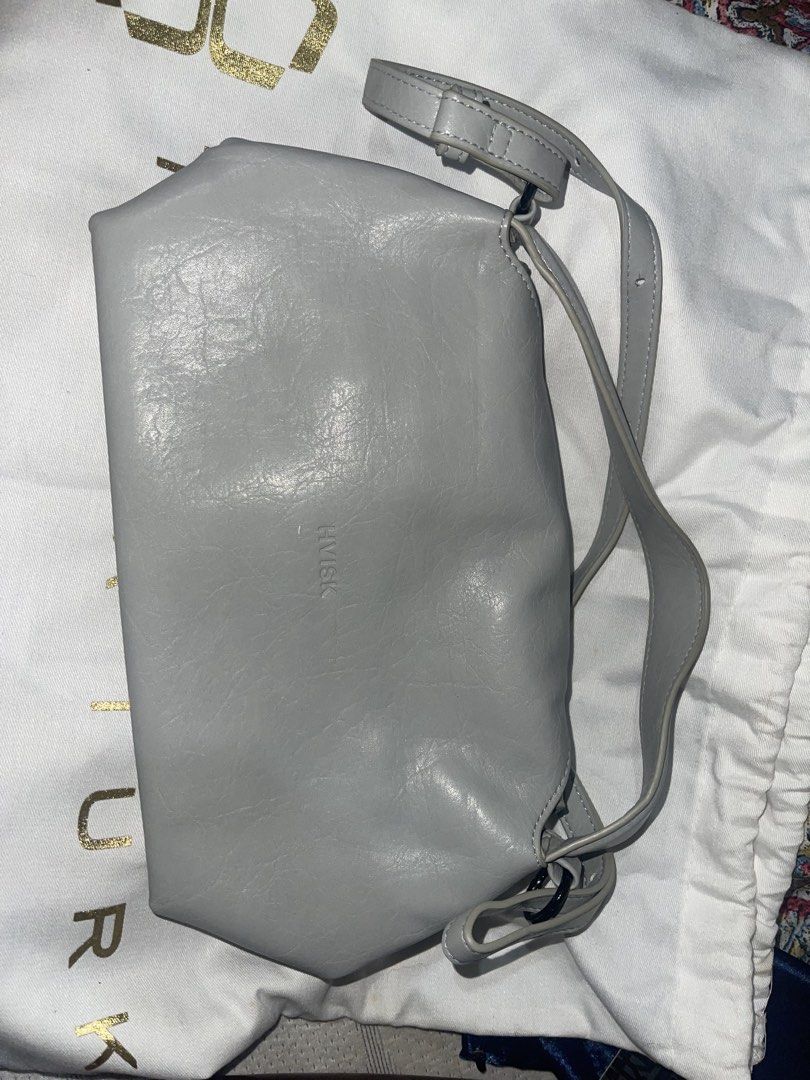 Hvisk Crossbody Bag (Category: Luxury Bags & Wallets) located in Makati City. Submitted by dati.ph (Listing ID 1466203558, Image 2). Description: -Brand new -Imported brand -Impulse buy -No dust bug .
