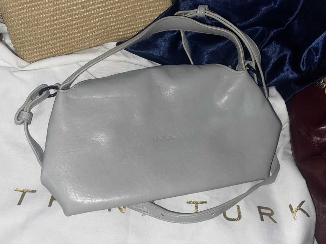 Hvisk Crossbody Bag (Category: Luxury Bags & Wallets) located in Makati City. Submitted by dati.ph (Listing ID 1466203558, Image 1). Description: -Brand new -Imported brand -Impulse buy -No dust bug .