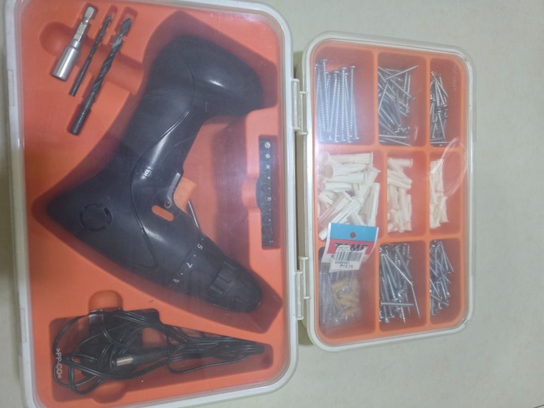 IKEA FIXA Drill + 260-Piece Screw & Plug Set (Category: Construction Tools & Equipment) located in Manila. Submitted by eunko85-07729 (Listing ID 1466335125, Image 2). Description: Selling an IKEA FIXA cordless drill set together with an IKEA FIXA screw & plug set. Included: IKEA FIXA cordless drill Charger Drill/screwdriver bits IKEA FIXA screw & wall plug set Storage cases ✨ Condition: Very lightly used and only used occasionally. Well maintain