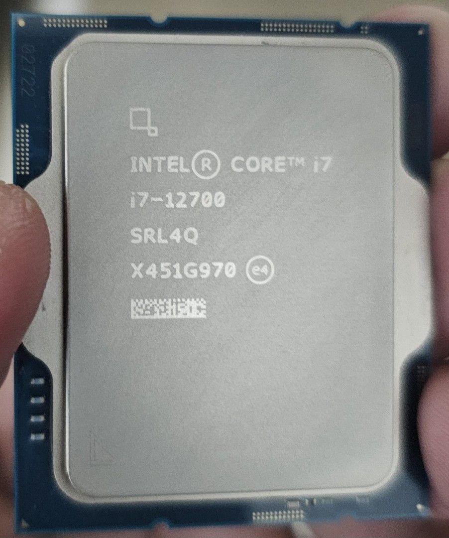 Intel Core i7-12700 CPU (Category: Desktops) located in Mandaluyong City. Submitted by xexxexxiox (Listing ID 1466219090, Image 1). Description: Intel Core i7-12700 12th Gen - CPU Only Selling my spare Intel Core i7-12700 12th Gen processor. Tested and fully working. No issues. Selling because I'm currently using an AMD system and no longer need this spare CPU. Specifications: • 12 Cores / 20 Threads • 8 Performance Cores + 4 Efficiency Cores • U