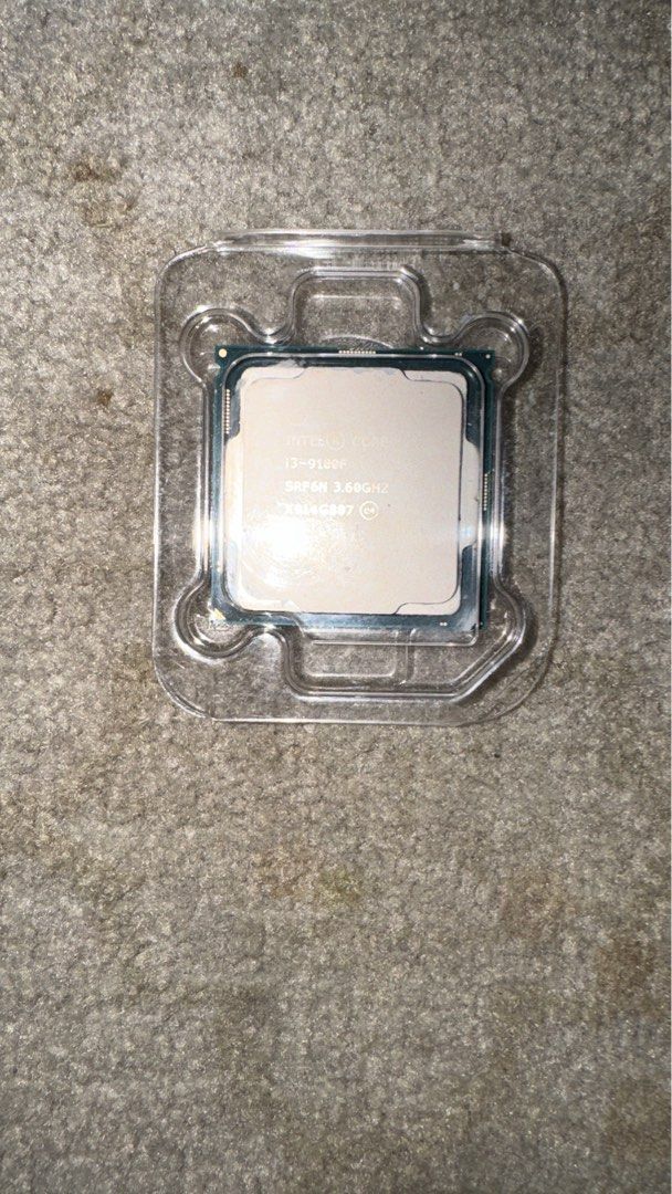 Intel i3-9100F processor (Category: Computer Parts) located in Kuala Lumpur. Submitted by hmzn1 (Listing ID 1466166247, Image 1). Description: Intel i3-9100f untuk dijual Berfungsi dengan baik Boleh nego COD Kelana Jaya.