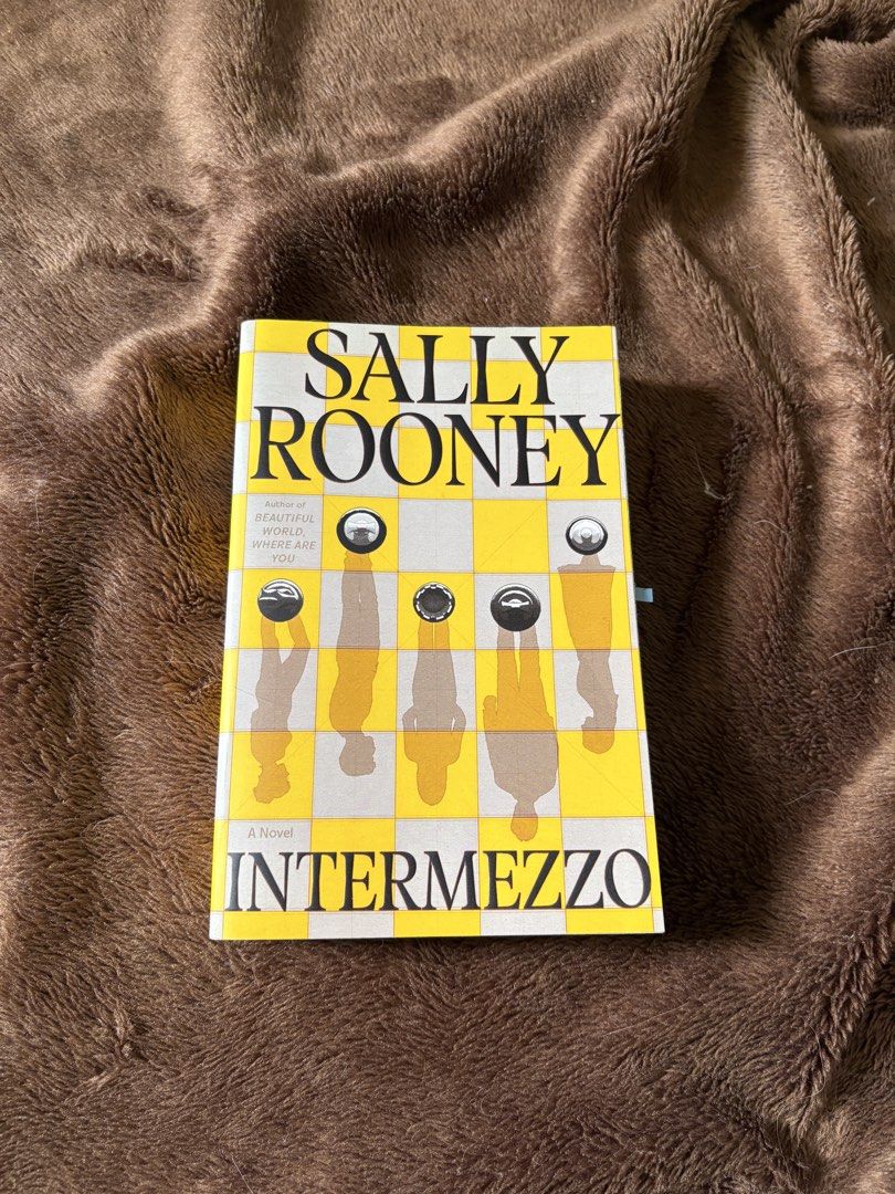 Intermezzo - Sally Rooney (Category: Storybooks) located in Mexico. Submitted by itsbuttertoooooo (Listing ID 1466190208, Image 1). Description: Condition: 10/10 (read once) Bought from: Fully booked .