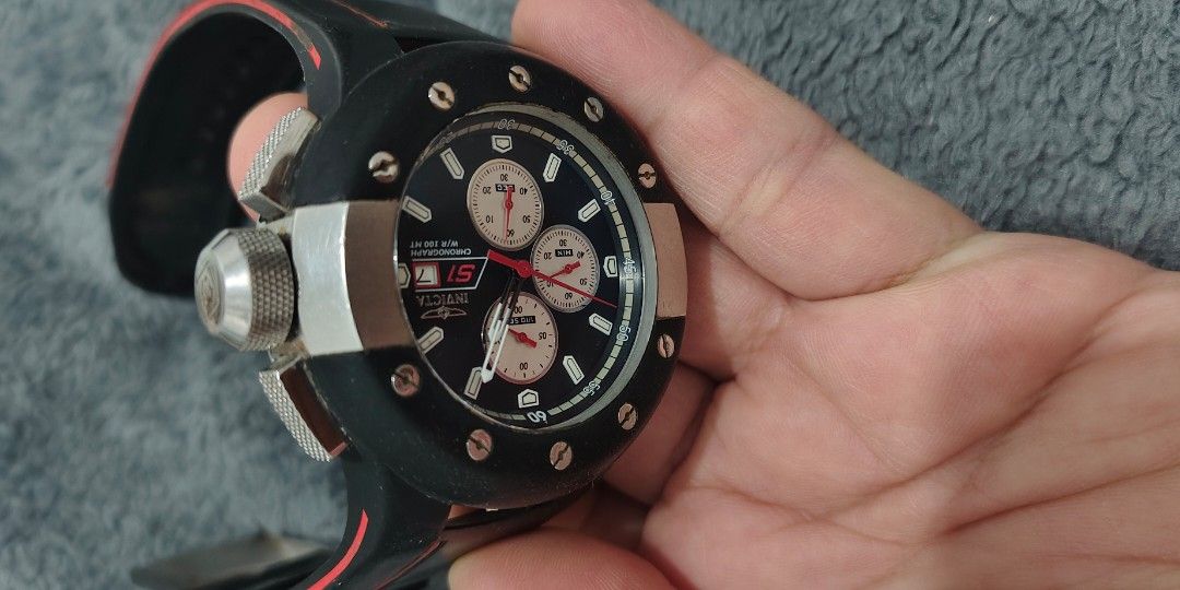 Invicta S1 Rally Chrono /22434 (Category: Men's Watches) located in Cebu City. Submitted by aceoftime (Listing ID 1466320735, Image 2). Description: In good working condition Utilizes the Caliber IM-Q-012 chronograph Case : 52.3mm 100m water resist Scratch resistant Flame fusion crystal Stainless steel wrapped in silicon shroud All original/stock parts with new original battery installed Watch only Our Guarantee: 💯 Authentic All watches are chec