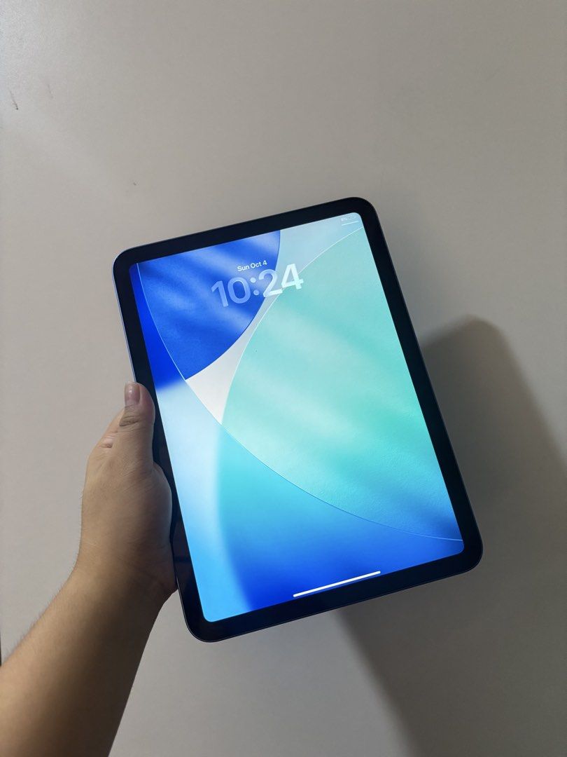 iPad 11th gen (A16) for sale! (Category: iPad) located in Manila. Submitted by sup_match (Listing ID 1466219607, Image 2). Description: FOR SALE iPad 11th gen (A16) blue 128gb 92% battery health 160 cycle count wifi warranty until December 23, 2026 no issues, all working with box, cord, case open for meetup.
