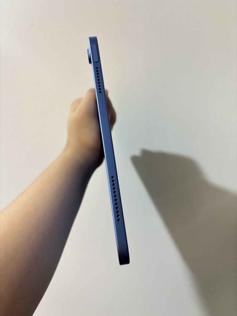 iPad 11th gen (A16) for sale! (Category: iPad) located in Manila. Submitted by sup_match (Listing ID 1466219607, Image 3). Description: FOR SALE iPad 11th gen (A16) blue 128gb 92% battery health 160 cycle count wifi warranty until December 23, 2026 no issues, all working with box, cord, case open for meetup.