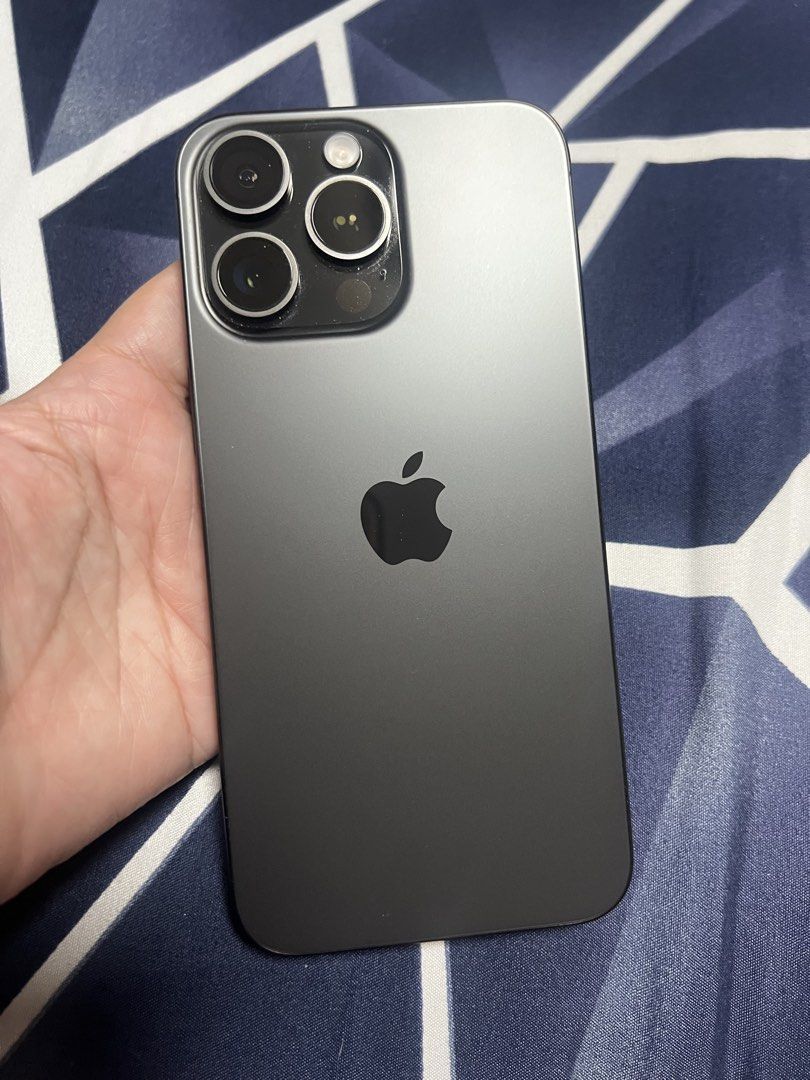 IPhone15 Pro Max 256GB (Category: iPhone 15 Series) located in Mandaluyong City. Submitted by richelle_22 (Listing ID 1466298162, Image 1). Description: Slightly used; Battery Health -87%; globe locked.