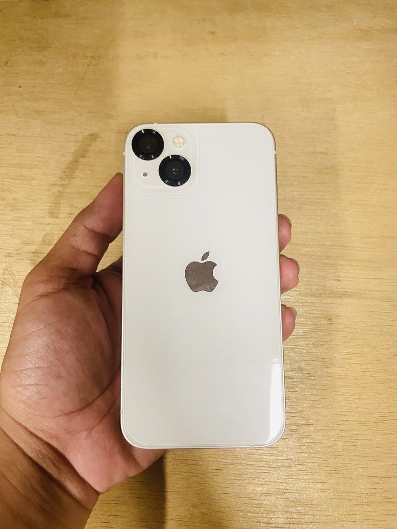 Iphone 13 128gb Starlight (Category: iPhone 13 Series) located in Los Banos. Submitted by kouno2022 (Listing ID 1466306626, Image 2). Description: For sale! Iphone 13 128gb Starlight Complete inclusion (Orig box, cord and phone case) No issue on performance. May minimal dents lang. 85 battery health No sim restriction. Loc: Brgy. Timugan, Los Banos Laguna Pwede LBC sa malayo..