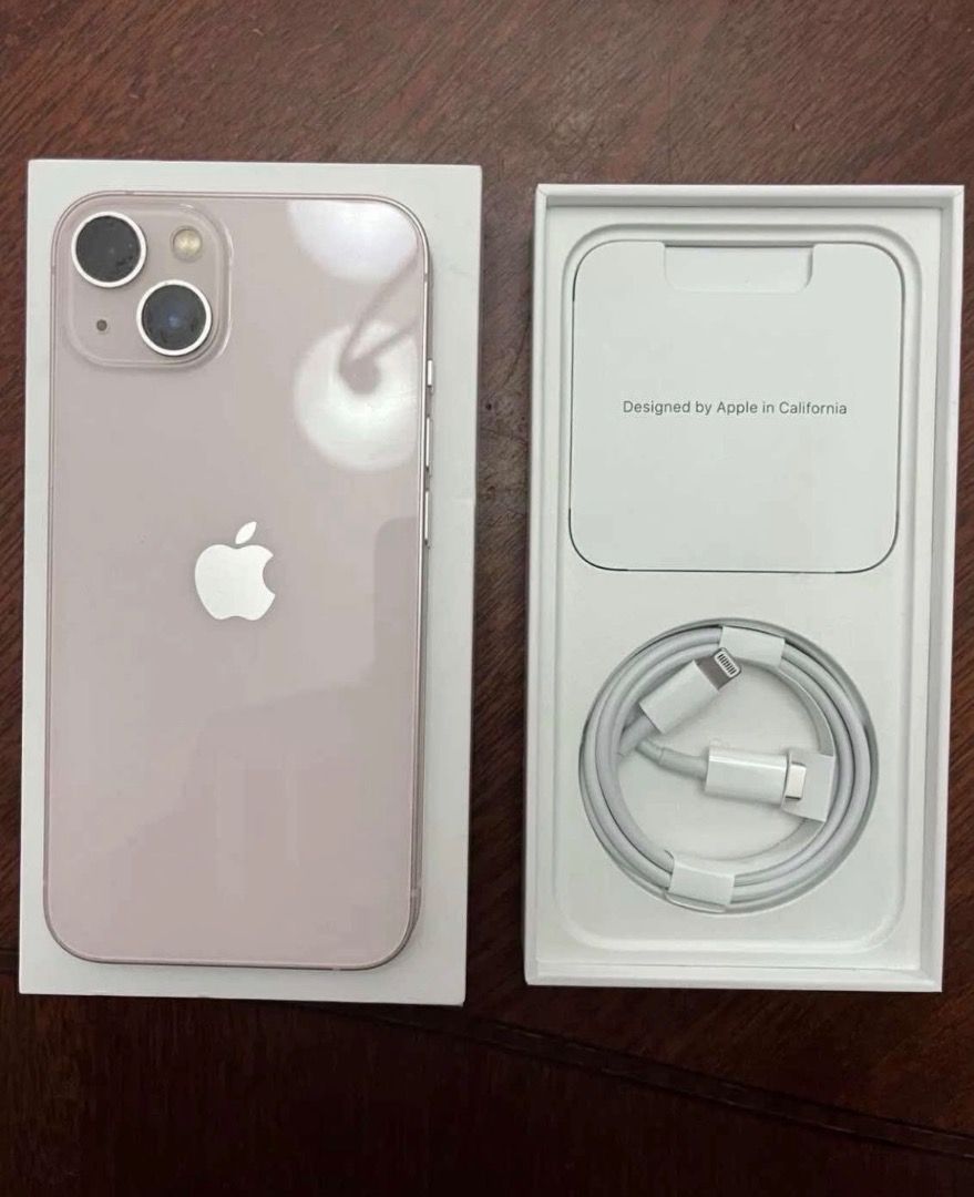 iPhone 13 All original see (Category: iPhone 13 Series) located in Tarlac. Submitted by flowi.sis (Listing ID 1465807301, Image 1). Description: 128gb Openline No issue No repairs super kinis Complete.