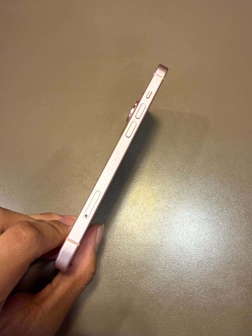 iPhone 15 128GB Pink (85%BH) NTC (Category: iPhone 15 Series) located in Quezon City. Submitted by ibargaintolive (Listing ID 1466206787, Image 2). Description: CAN DO MEETUPS/LBC/GRAB/LALAMOVE 👋 With 1-Week Personal Warranty. I offer a 1-Week Money-Back Guarantee if you experience any unexpected issues. Swapping Price is higher than Selling Price. FIXED PRICE!!! Details: 💰 Price: Php 24,000 (Fixed Price) 📲 Model: iPhone 15 128GB 🎨 Color: Pin